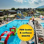 Demaenova Resort