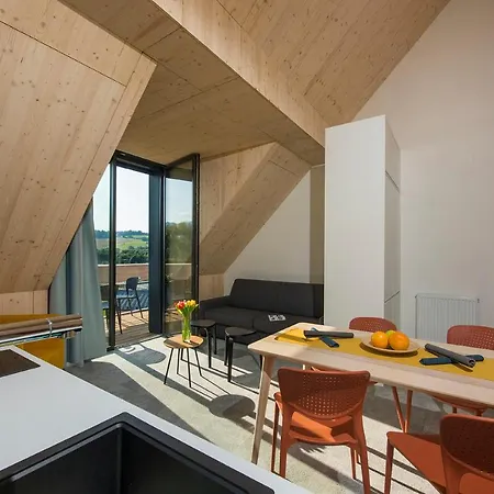 Üdülőközpont Demaenova Lipótszentmiklós