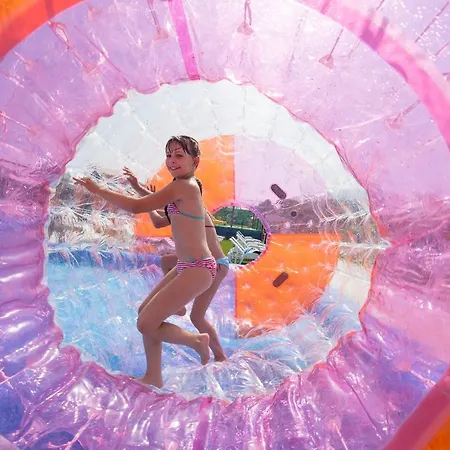 Üdülőközpont Demaenova Lipótszentmiklós